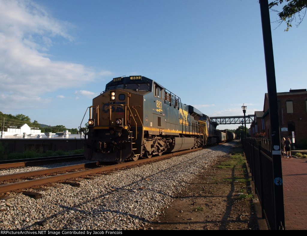 CSX 883